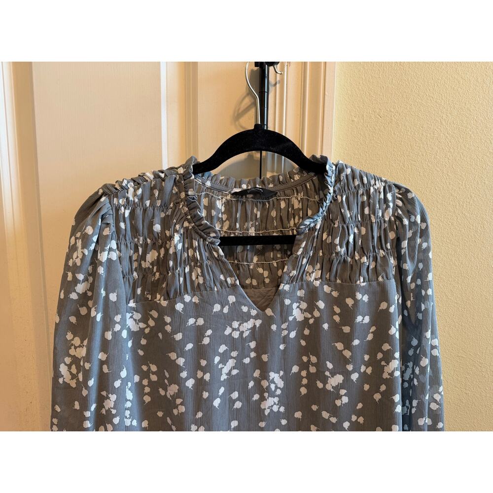 Dokotoo Floral Blouse Womens S Gray White Ruffle Neck Long Sleeve Boho Top Small - Picture 6 of 12